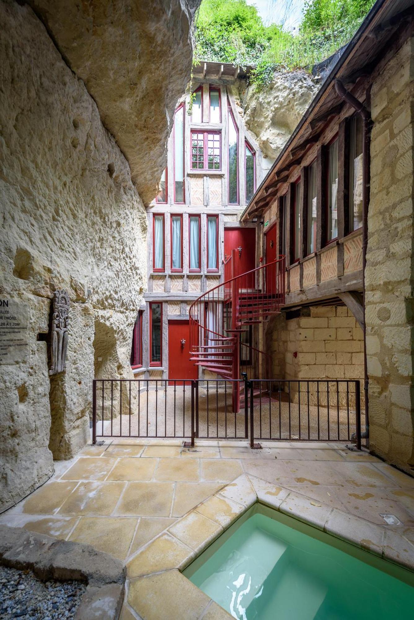 Hotel Logis Demeure De La Vignole Turquant Exteriér fotografie