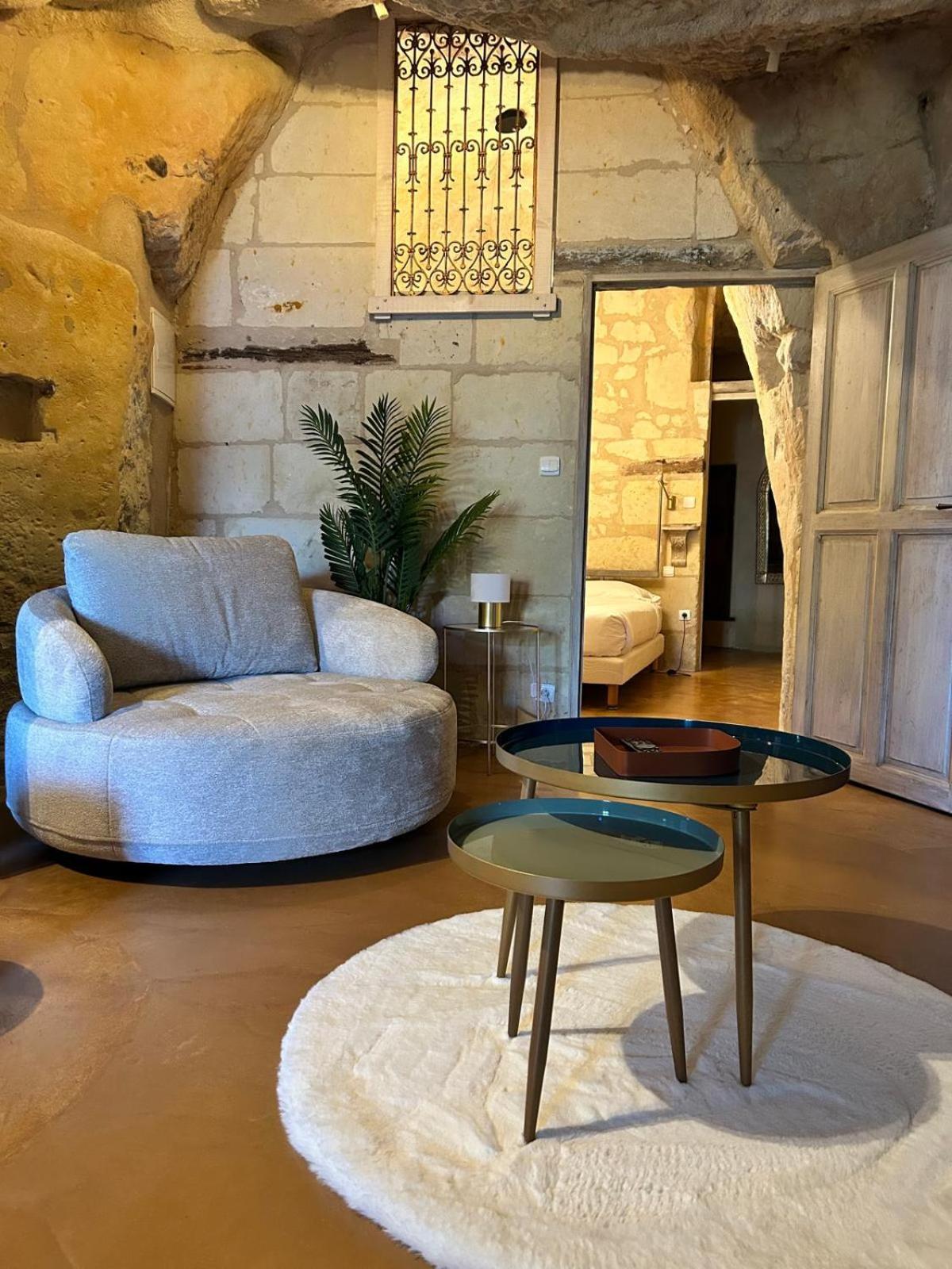 Hotel Logis Demeure De La Vignole Turquant Exteriér fotografie